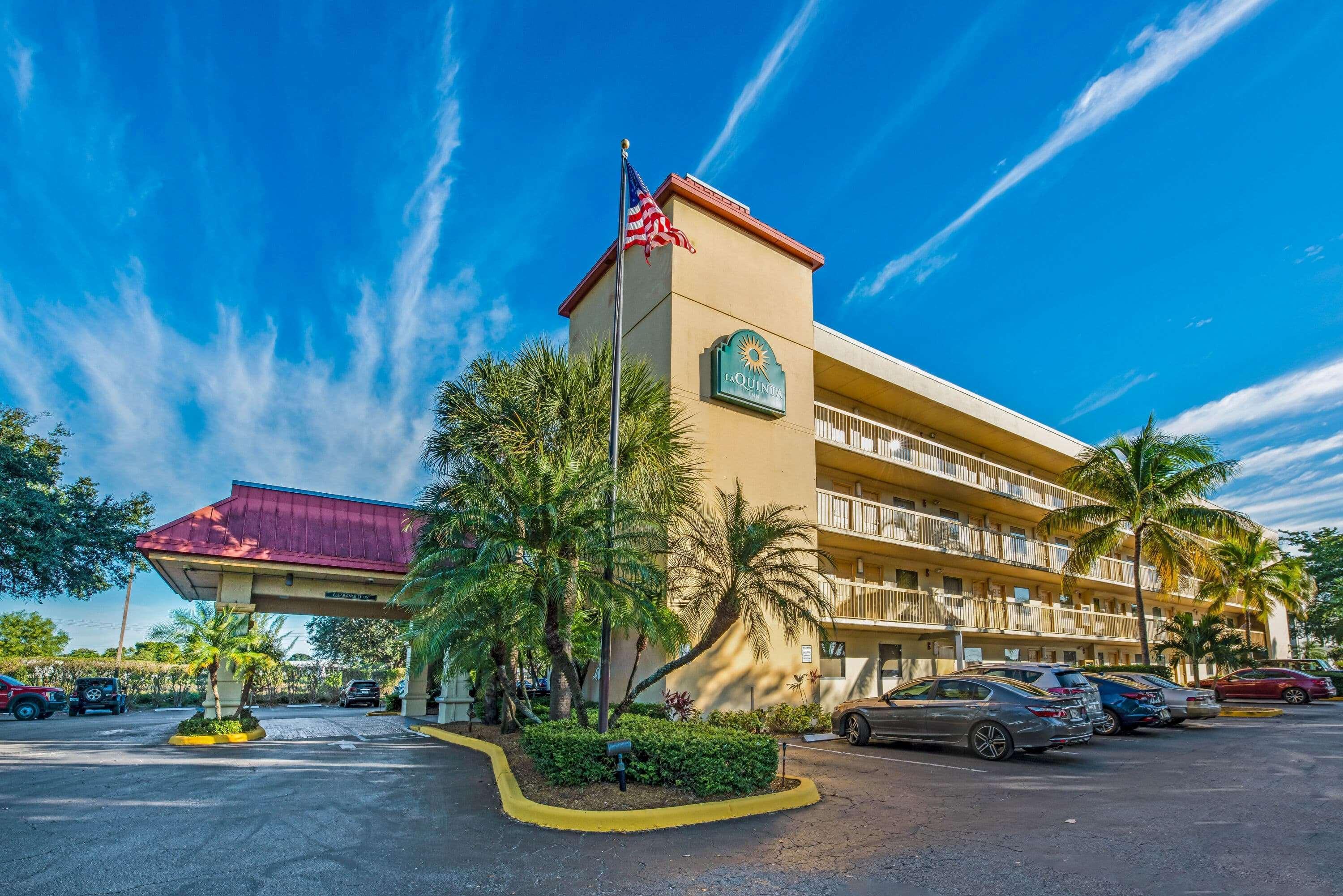 La Quinta Inn By Wyndham West Palm Beach - Florida Turnpike Экстерьер фото