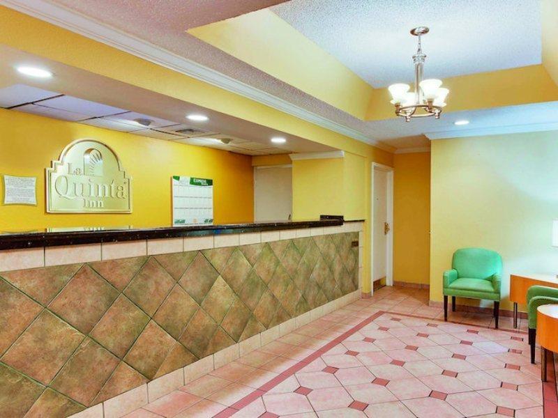 La Quinta Inn By Wyndham West Palm Beach - Florida Turnpike Экстерьер фото