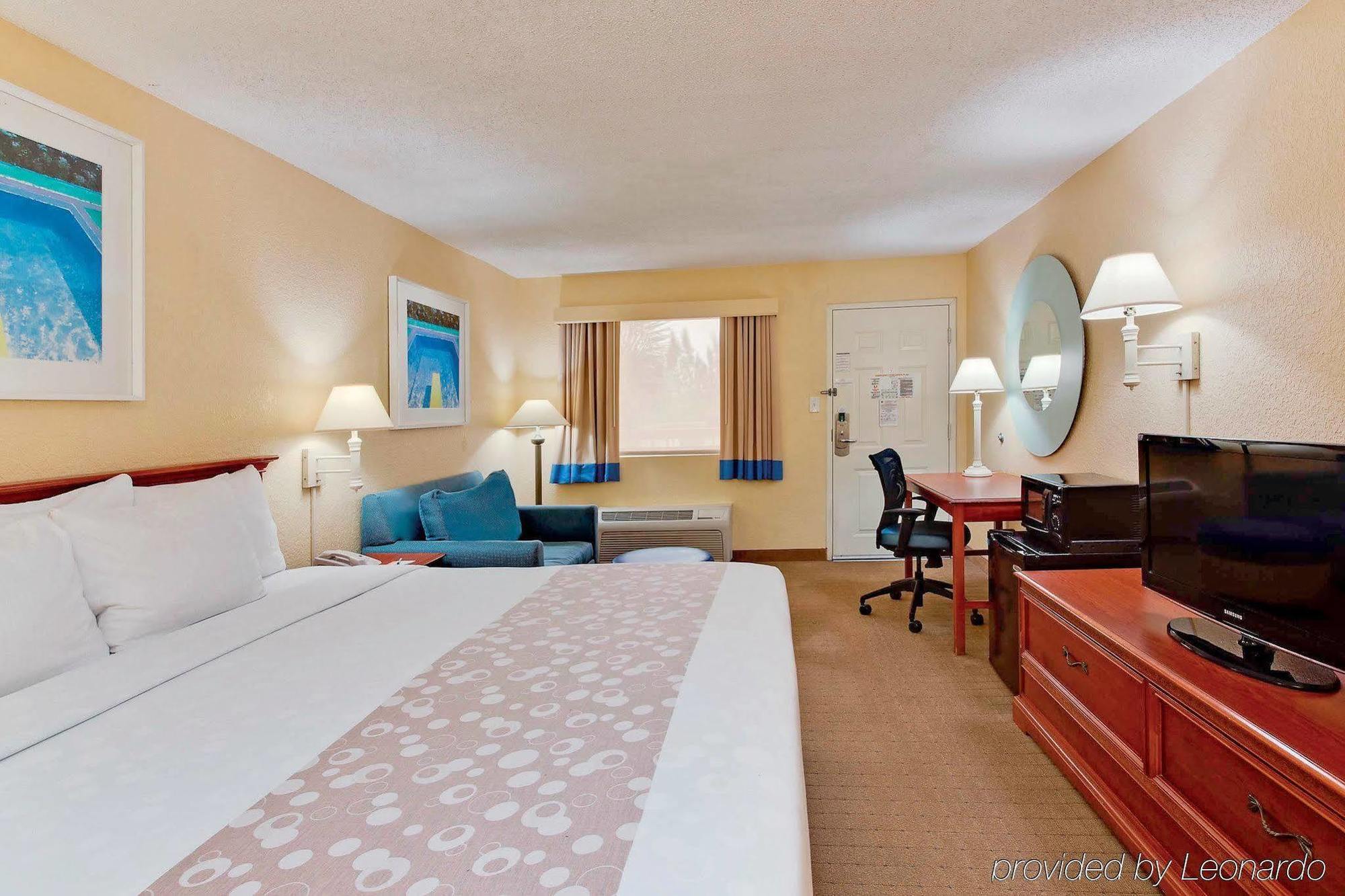 La Quinta Inn By Wyndham West Palm Beach - Florida Turnpike Экстерьер фото